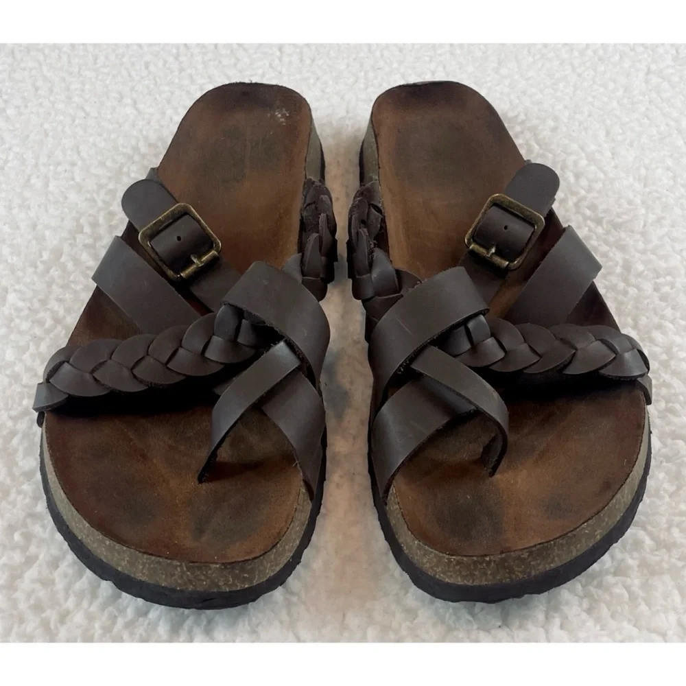 KOHL’S • Dark Brown Leather Strappy Criss-Cross Slide Sandals, 9 - Picture 9 of 16